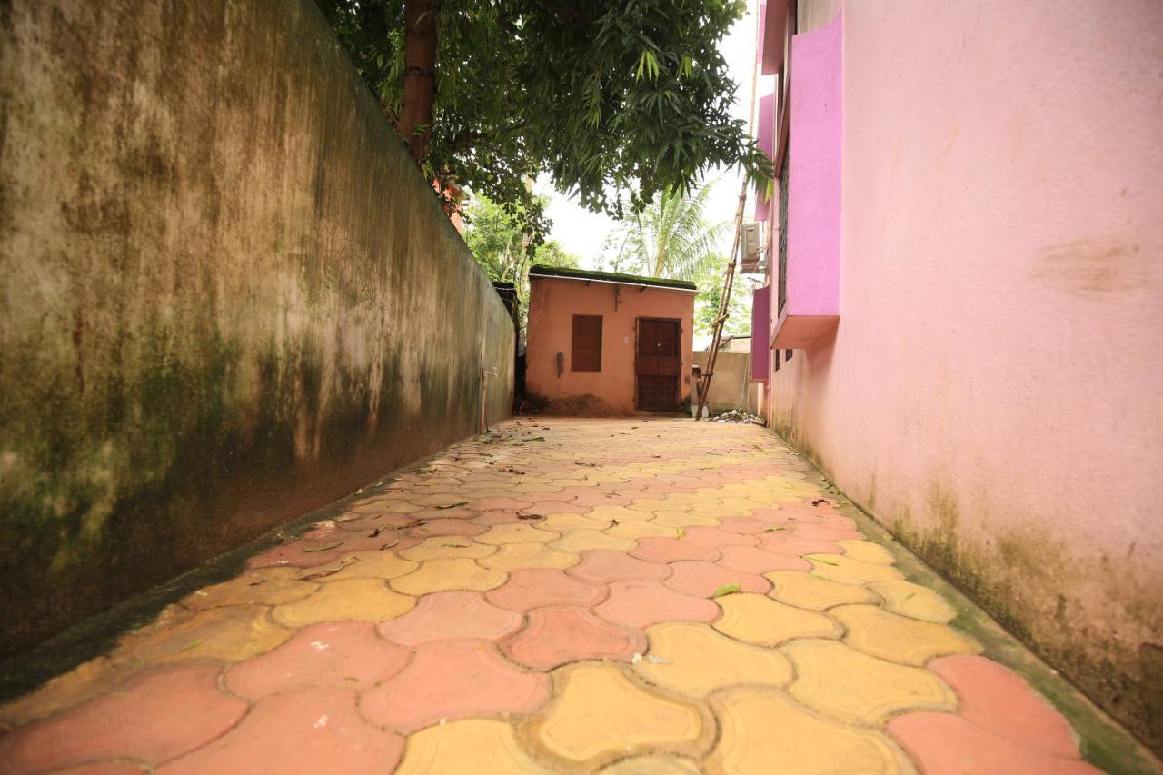 Railview Inn Bhubaneswar Dış mekan fotoğraf
